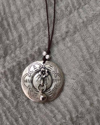 2  α  κολιε με στοιχεια (1)